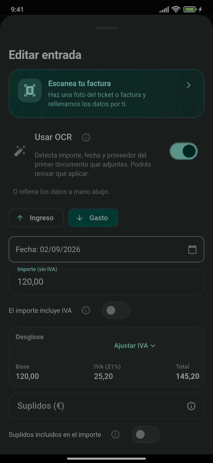 Formulario de gasto en Fiscalio con la opción de escanear la factura: el OCR lee importe, fecha y proveedor en el propio móvil.