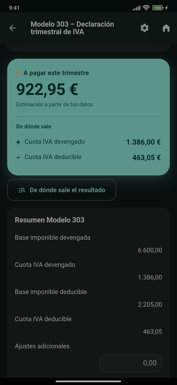 Modelo 303 en Fiscalio: el importe a pagar del trimestre y, justo debajo, de dónde sale — la cuota de IVA devengado menos la deducible.